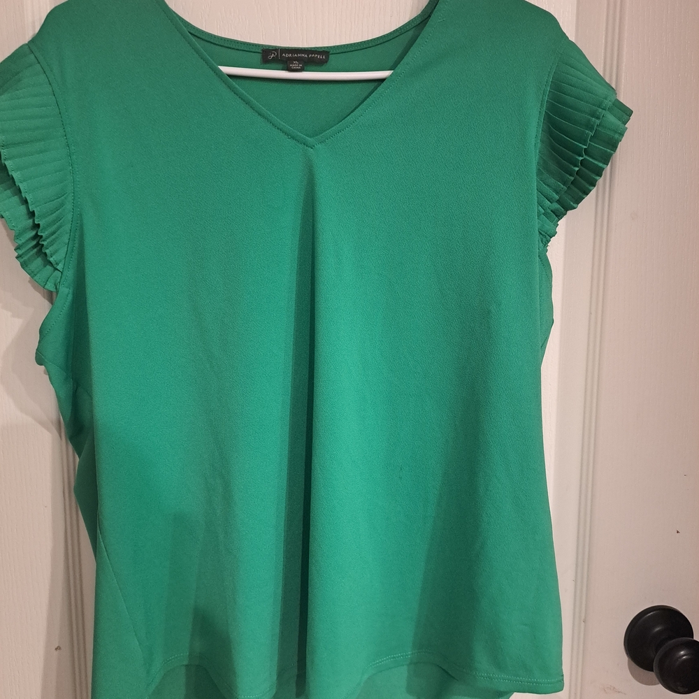 Adrianna Papell Emerald Pleated Sleeve Blouse